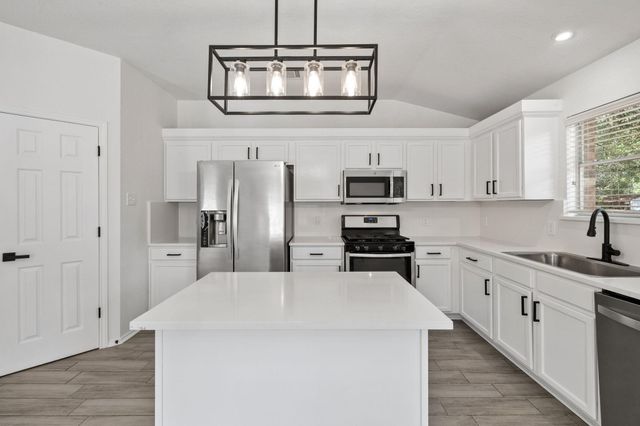 4009 Mayfield Cave TRL, Round Rock, TX 78681