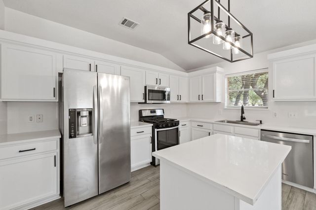 4009 Mayfield Cave TRL, Round Rock, TX 78681