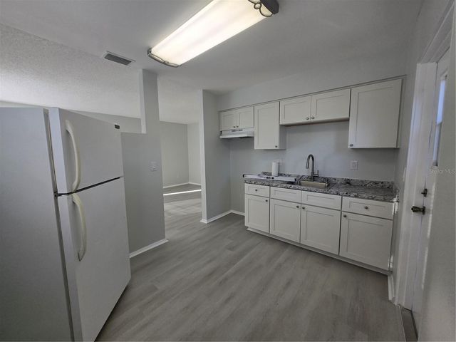 3135 OAKLAWN AVENUE, Largo, FL 33771