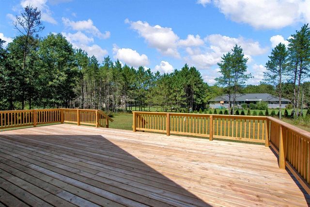 1314 Bogey Trail, Nekoosa, WI 54457