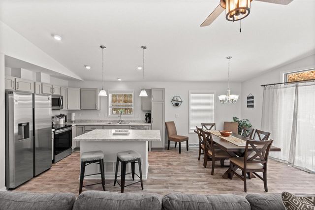 1314 Bogey Trail, Nekoosa, WI 54457