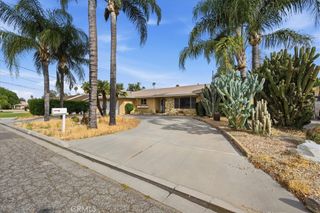 2004 E Campus, Hemet, CA 92544