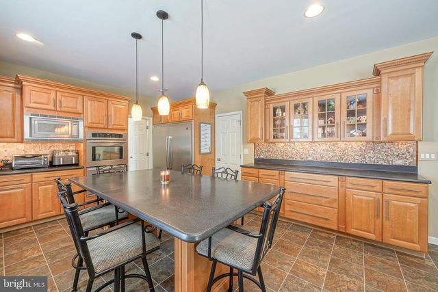 1836 SERENITY CT, Williamstown, NJ 08094