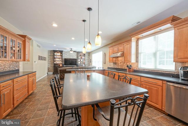 1836 SERENITY CT, Williamstown, NJ 08094