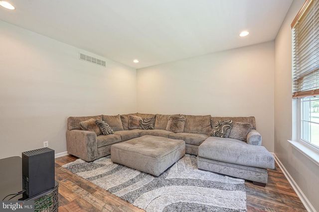 1836 SERENITY CT, Williamstown, NJ 08094
