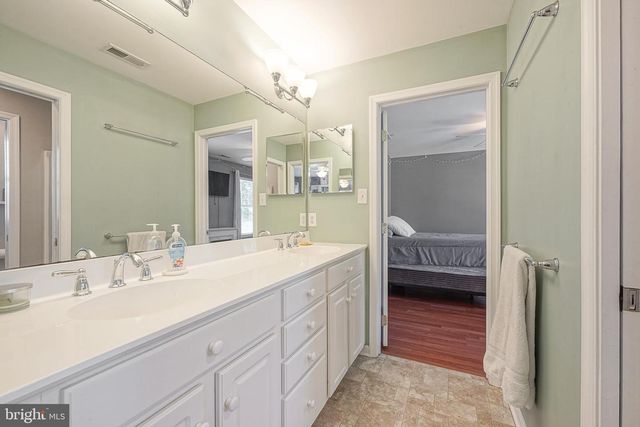 1836 SERENITY CT, Williamstown, NJ 08094