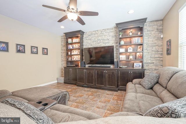 1836 SERENITY CT, Williamstown, NJ 08094