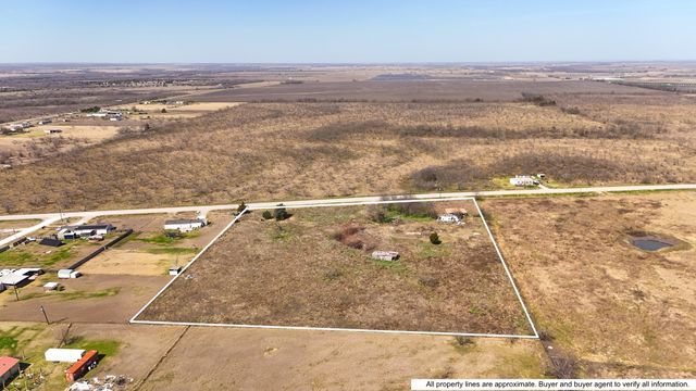 8061 Fm 744, Corsicana, TX 75110
