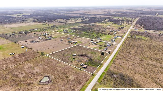 8061 Fm 744, Corsicana, TX 75110