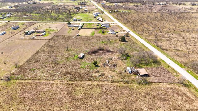 8061 Fm 744, Corsicana, TX 75110