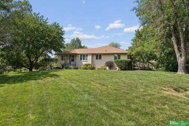22510 Fairview Road, Gretna, NE 68028
