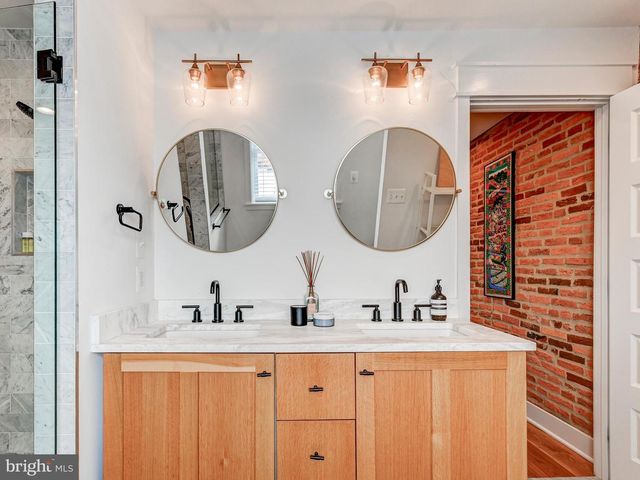 2021 E LOMBARD ST, Baltimore, MD 21231