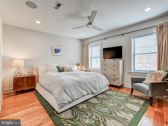 2021 E LOMBARD ST, Baltimore, MD 21231