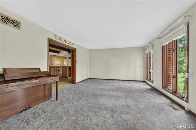 1940 Windmoor Place, Town And Country, MO 63131