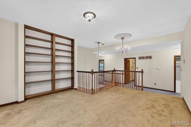 1940 Windmoor Place, Town And Country, MO 63131