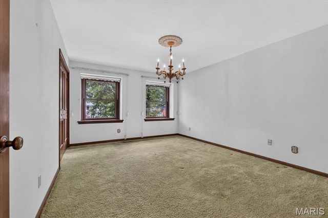 1940 Windmoor Place, Town And Country, MO 63131