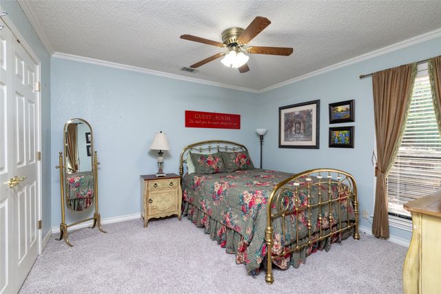 120 Creekside Drive, Double Oak, TX 75077