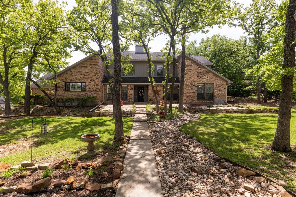 120 Creekside Drive, Double Oak, TX 75077