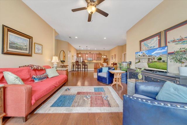 4923 Laryn LN, Roanoke, VA 24018