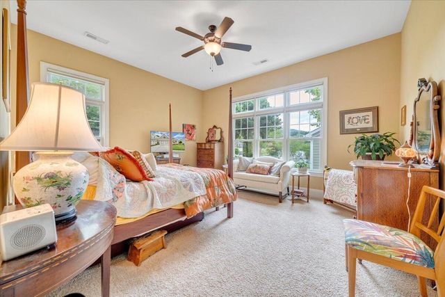 4923 Laryn LN, Roanoke, VA 24018