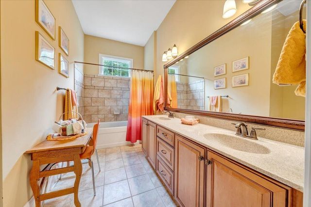 4923 Laryn LN, Roanoke, VA 24018