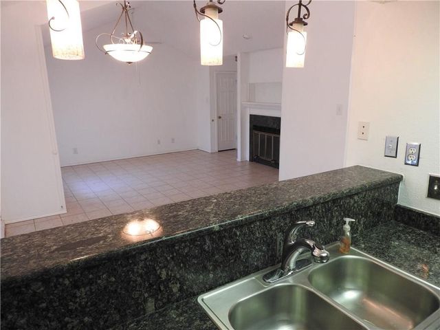 248 Jefferson Parkway, Fort Worth, TX 76107
