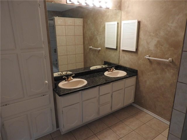 248 Jefferson Parkway, Fort Worth, TX 76107