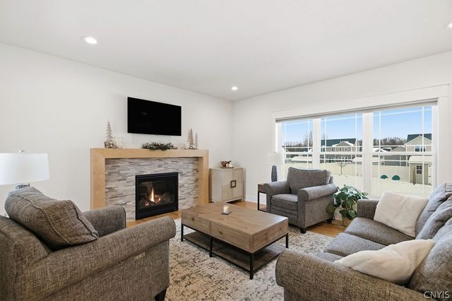 3139 Stoney Pond Way, Lysander, NY 13027