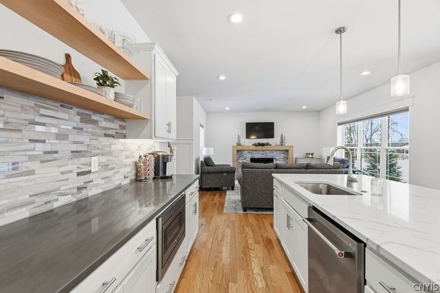 3139 Stoney Pond Way, Lysander, NY 13027