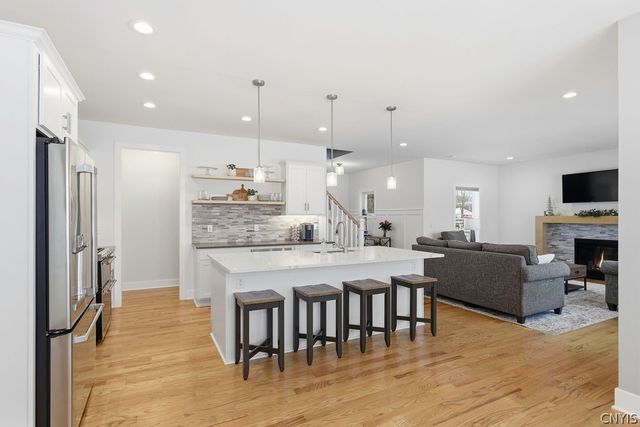 3139 Stoney Pond Way, Lysander, NY 13027