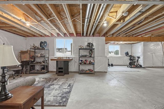 3139 Stoney Pond Way, Lysander, NY 13027