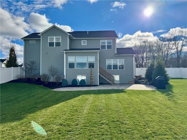 3139 Stoney Pond Way, Lysander, NY 13027