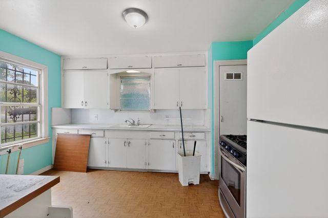 1220 Alaska Avenue, Dallas, TX 75216