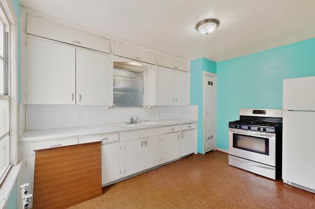 1220 Alaska Avenue, Dallas, TX 75216