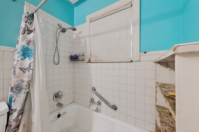 1220 Alaska Avenue, Dallas, TX 75216