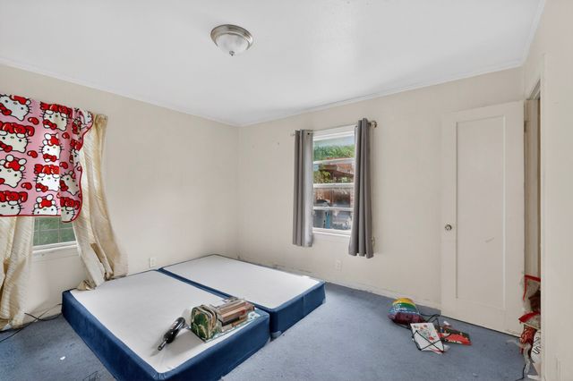 1220 Alaska Avenue, Dallas, TX 75216