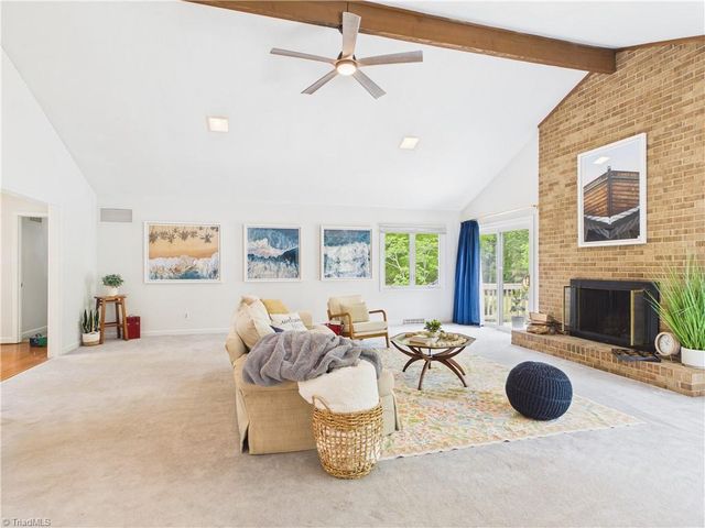 904 Fairidge Drive, Jamestown, NC 27282
