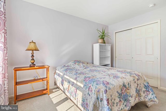 8 JAMIES CT, Warminster, PA 18974
