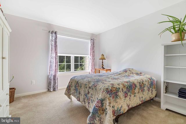 8 JAMIES CT, Warminster, PA 18974