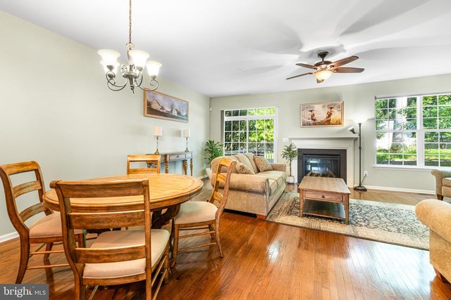 8 JAMIES CT, Warminster, PA 18974
