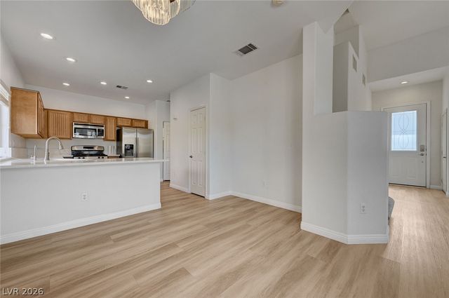 661 Chase Tree Street, Las Vegas, NV 89144