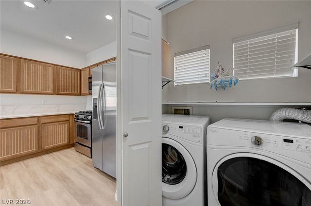 661 Chase Tree Street, Las Vegas, NV 89144