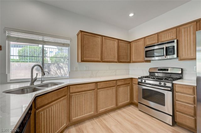 661 Chase Tree Street, Las Vegas, NV 89144