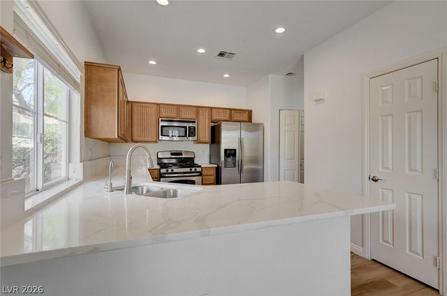 661 Chase Tree Street, Las Vegas, NV 89144