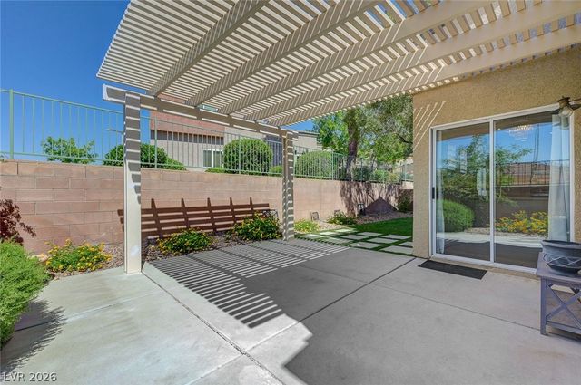661 Chase Tree Street, Las Vegas, NV 89144