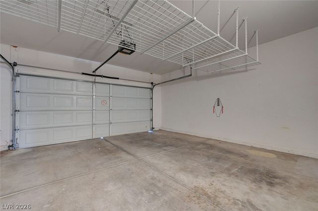 661 Chase Tree Street, Las Vegas, NV 89144