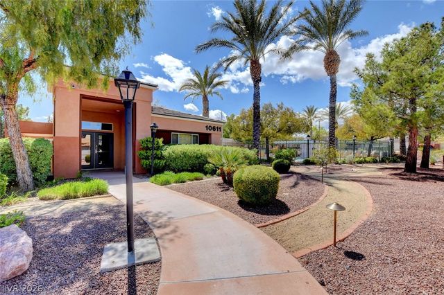 661 Chase Tree Street, Las Vegas, NV 89144