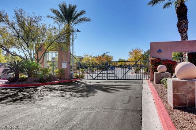 661 Chase Tree Street, Las Vegas, NV 89144