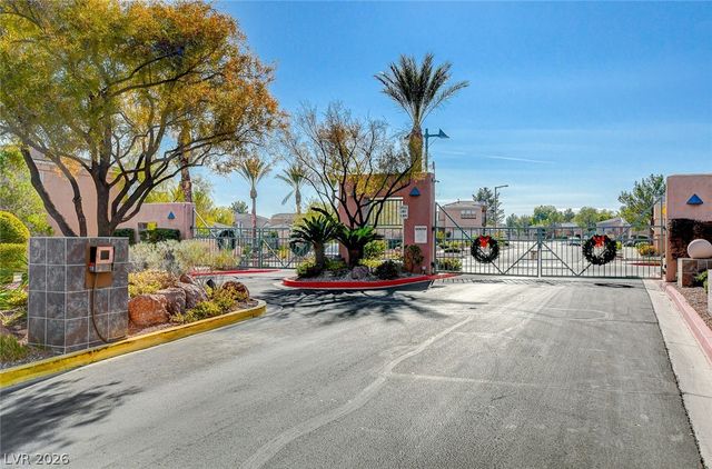 661 Chase Tree Street, Las Vegas, NV 89144