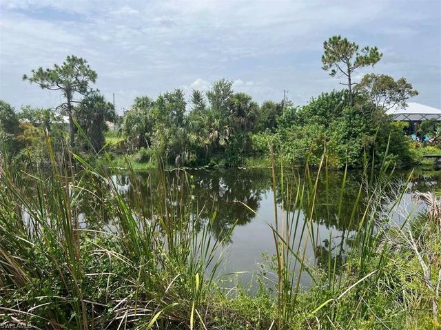 3018 Van Buren PKWY, Cape Coral, FL 33993